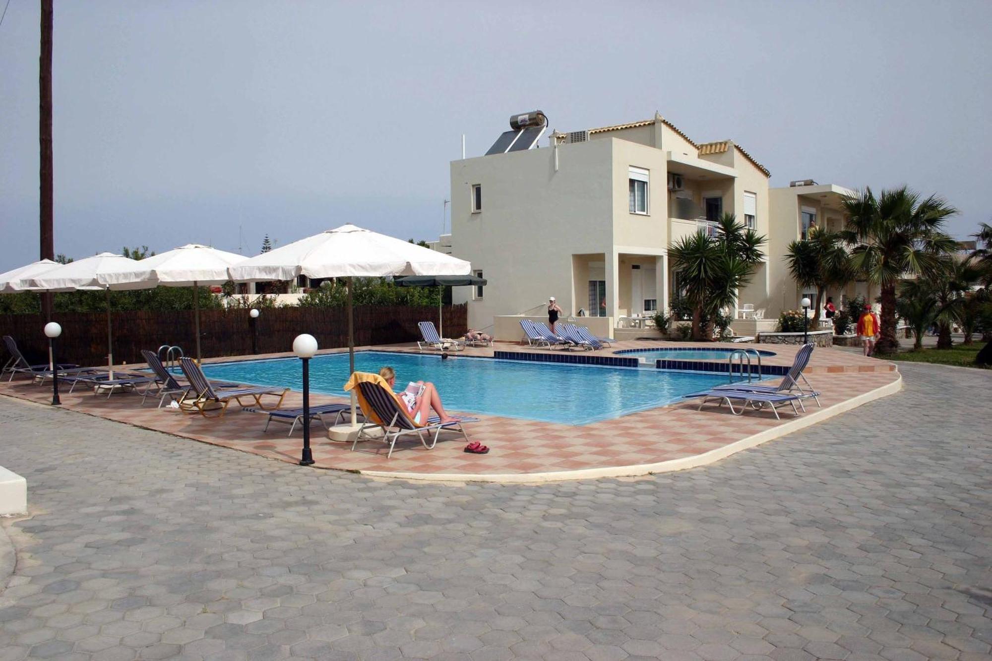 ستالوس Evilion Hotel المظهر الخارجي الصورة