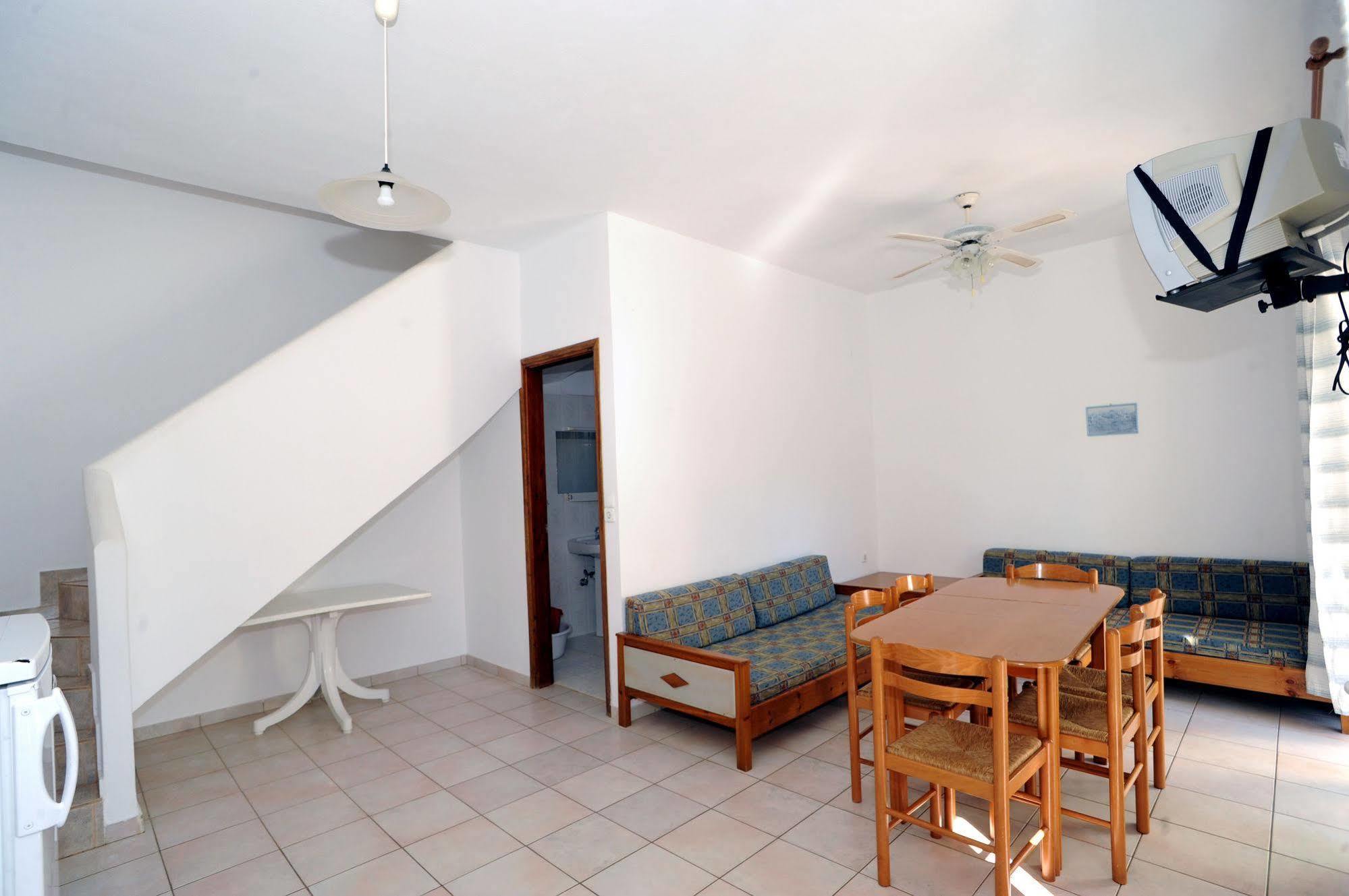 ستالوس Evilion Hotel المظهر الخارجي الصورة